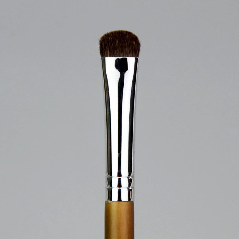 Tapered Wool Animal Hair Makeup Brush for Eyeshadow, Blending, Concealer, and Lip & Brow Application.