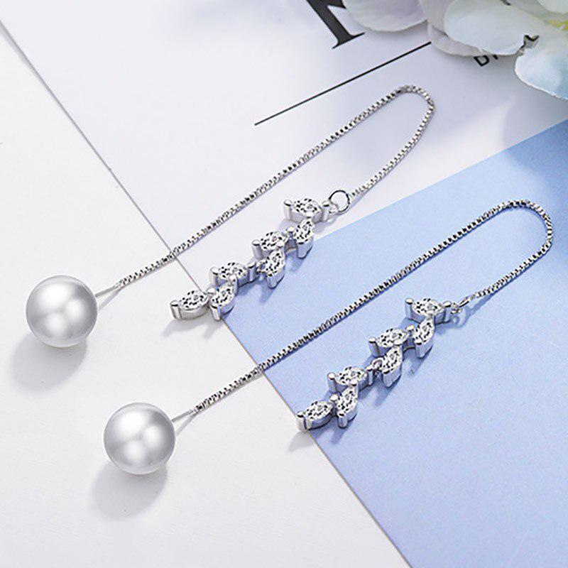 

Женские длинные серьги белый