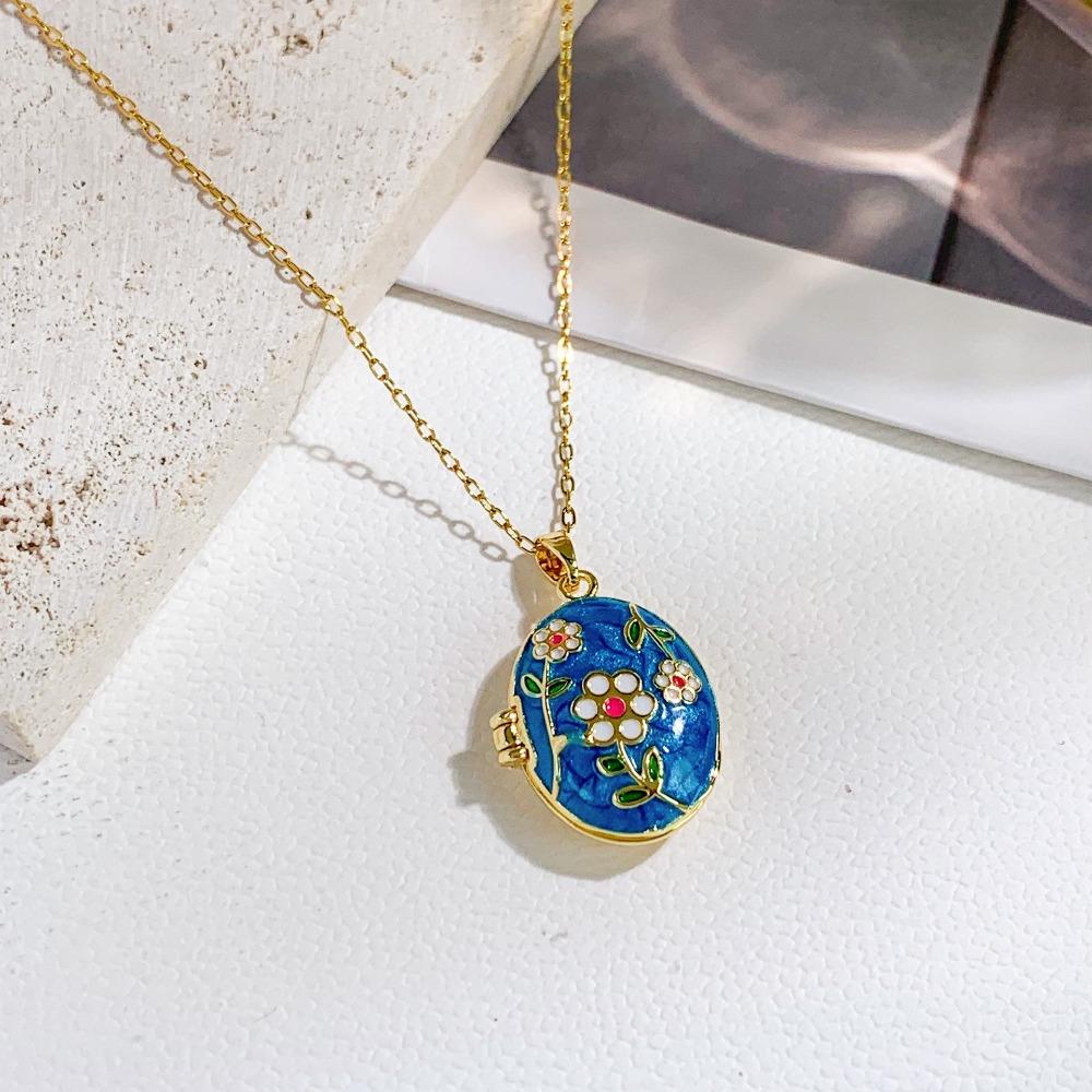 Opening and Closing Lid Photo Locket Pendant Necklace Titanium Steel Glazed Flower Choker Girl