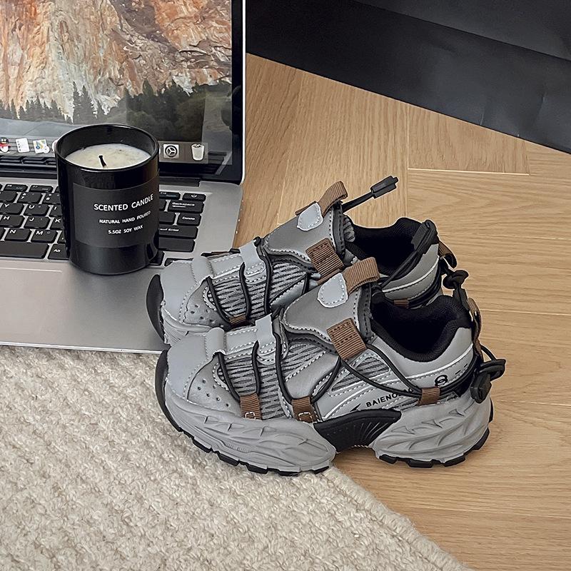 Children's Dad Shoes 2025 New Popular Autumn and Winter Casual Shoes Velvet Sports Running Shoes Boys Wear-resistant and Non-slip