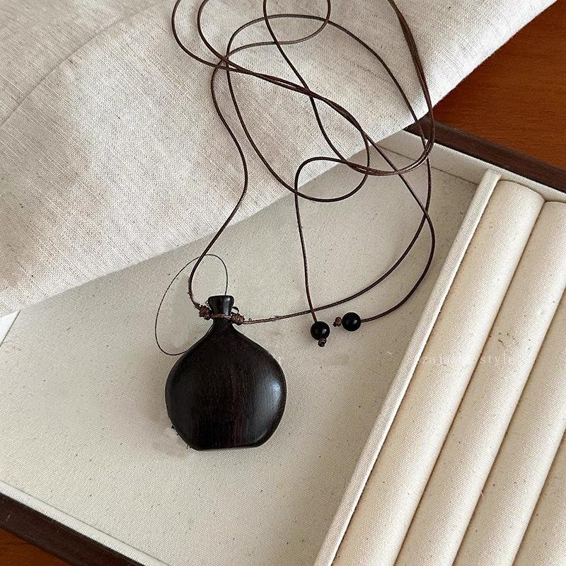 1PC Flask Pendant Parties Wooden Fashion Long Necklace Daily Wear Jewelry for Women Elegant Adjustable Vintage Ethnic