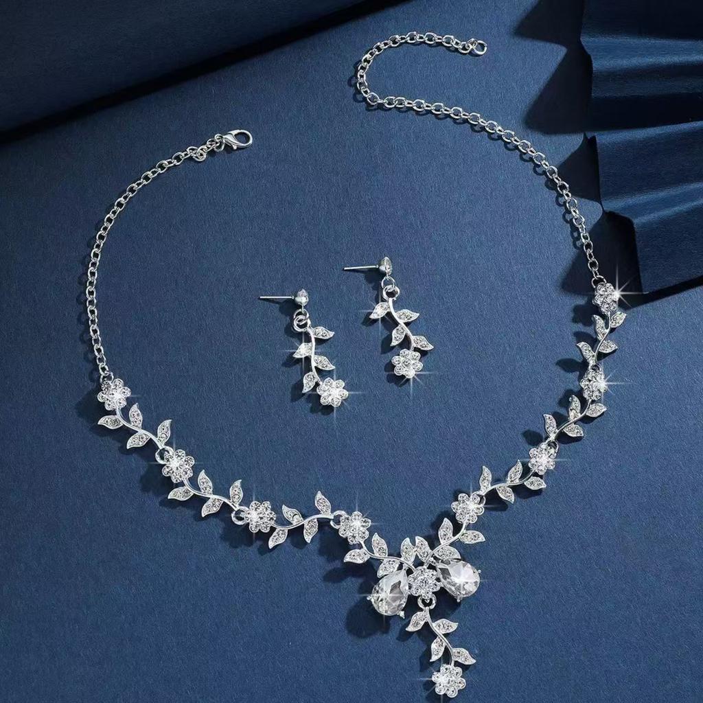 Bridal Diamond-encrusted Accessories, Leaf And Flower Necklace, Earrings, Jewelry