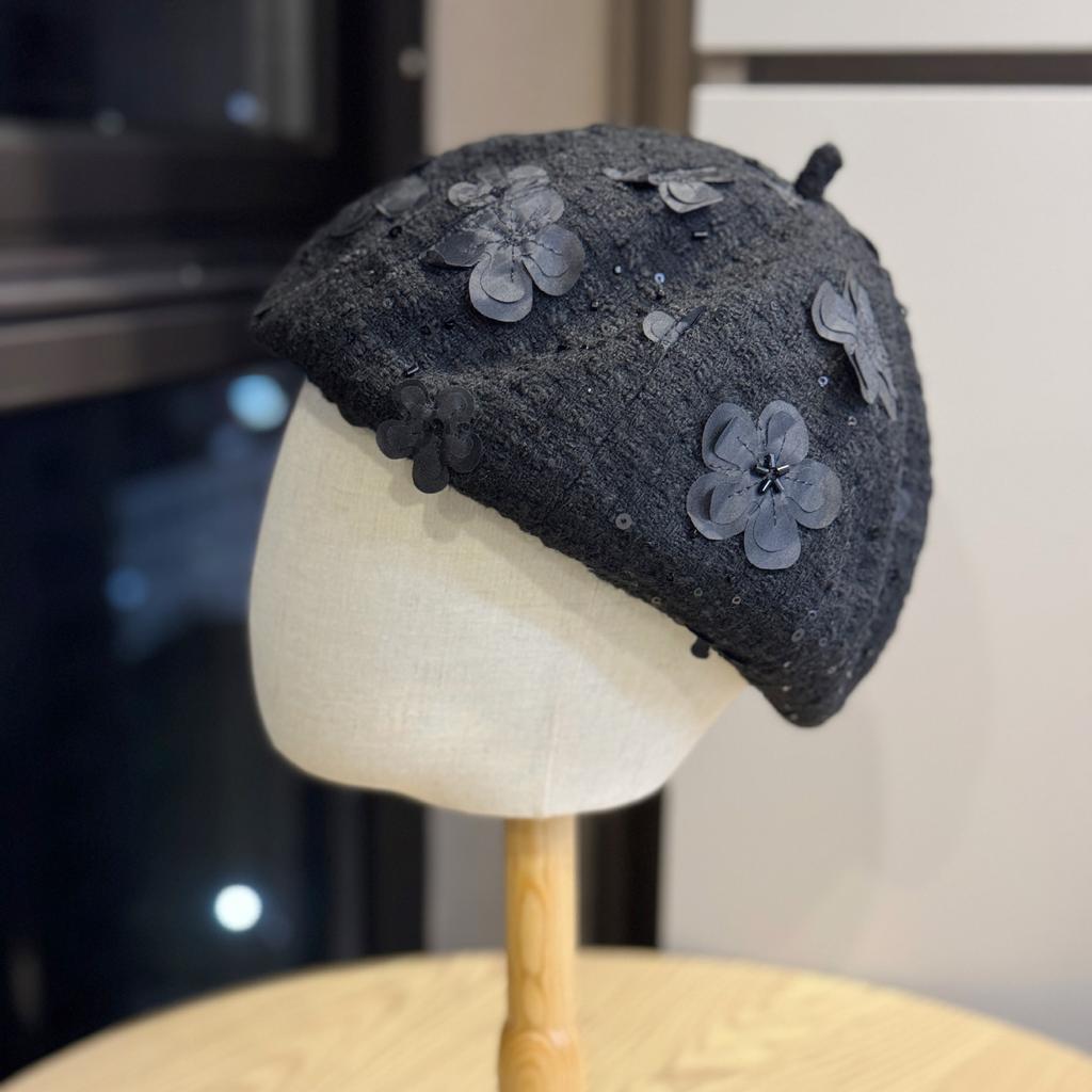 New Temperament Beret Ins Literary Style Small Fragrance Shopping Fashion Sequin Flower Face Small Octagonal Beret Hat