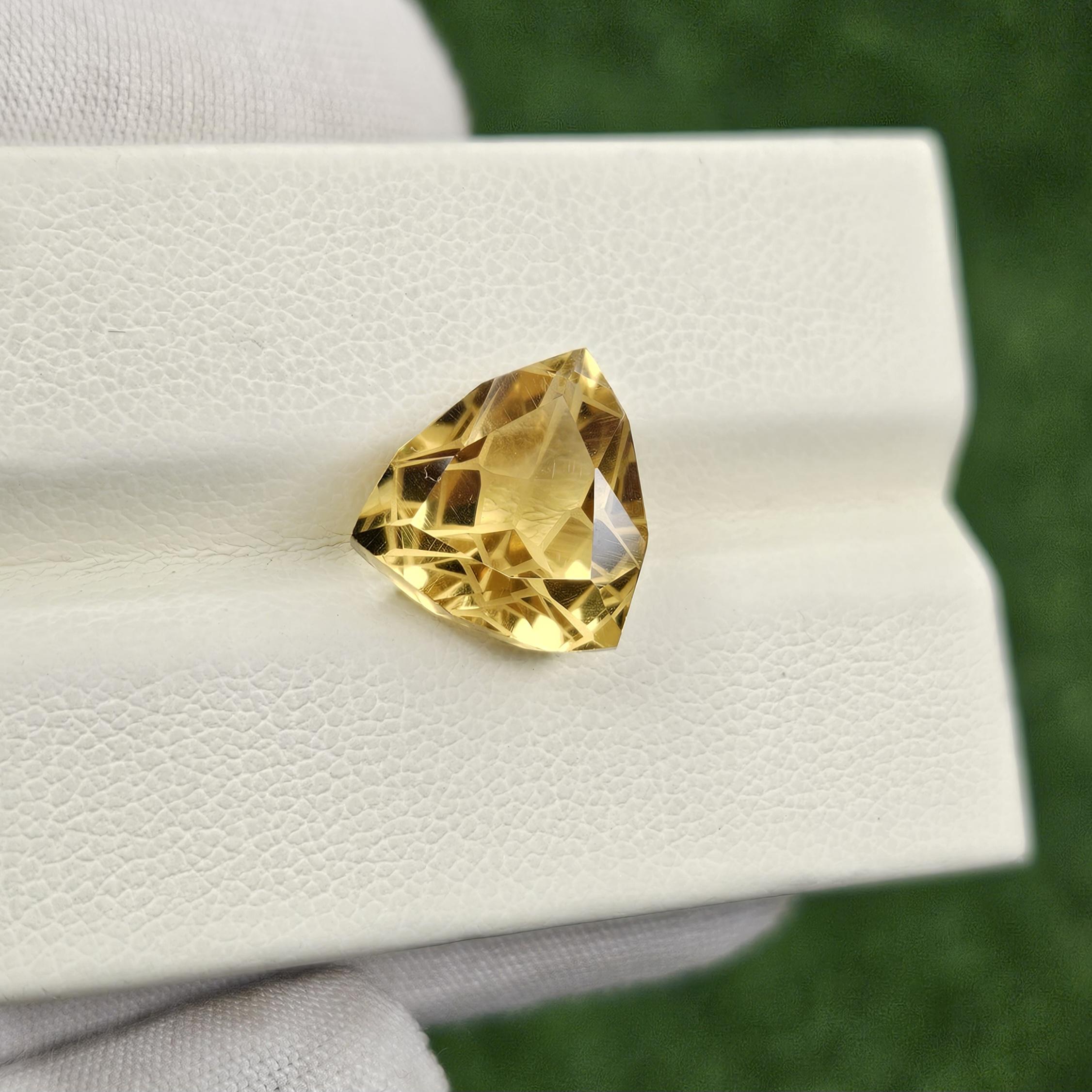 

JewelsOfPride натуральный пивной кварц в форме триллиона ограненный камень свободный драгоценный камень для изготовления ювелирных изделий 5,5 карат. 11X11X7 мм жёлтый