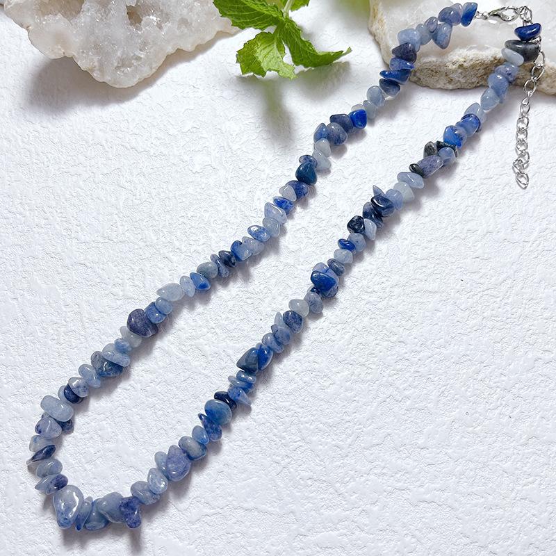 Богемное агатовое ожерелье-чокер из натуральной хрустальной крошки Pebble Necklace 5-8cm 20-38g