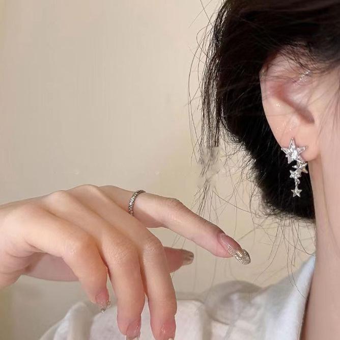 Exquisite Star Tassel Earrings: Fashionable Long Dangle Studs for Versatile Socialite Style