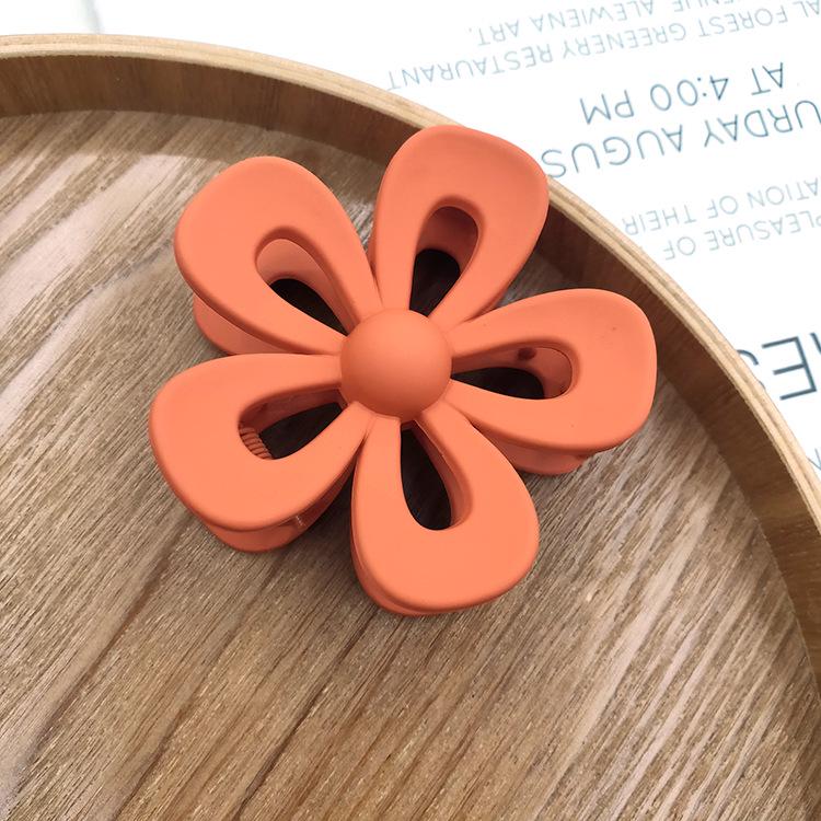 Matte Flower Hair Claw: Five-Petal Clip for Updo & Ponytail