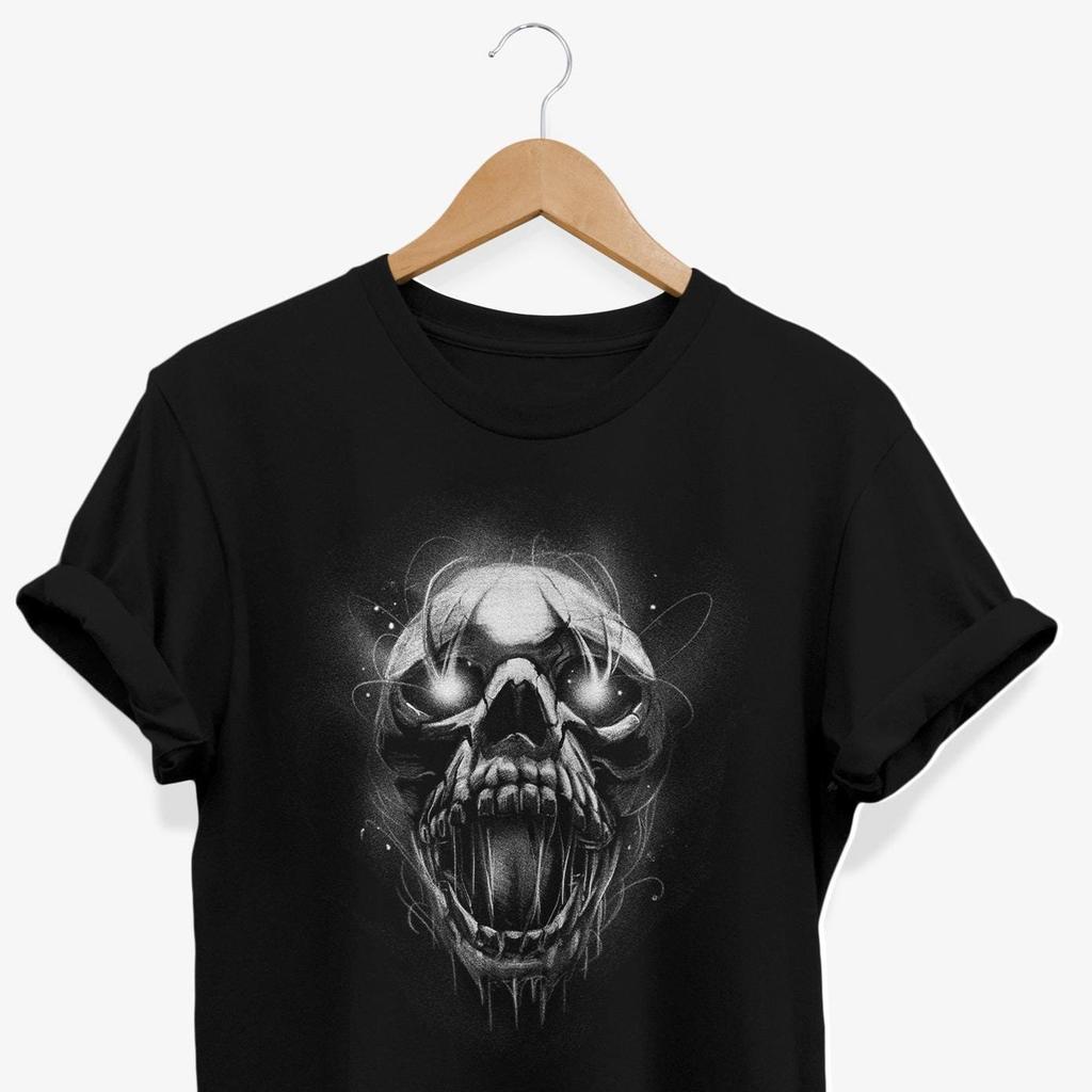 Creepy Screaming Skull T-Shirt: Gothic Horror Graphic Tee