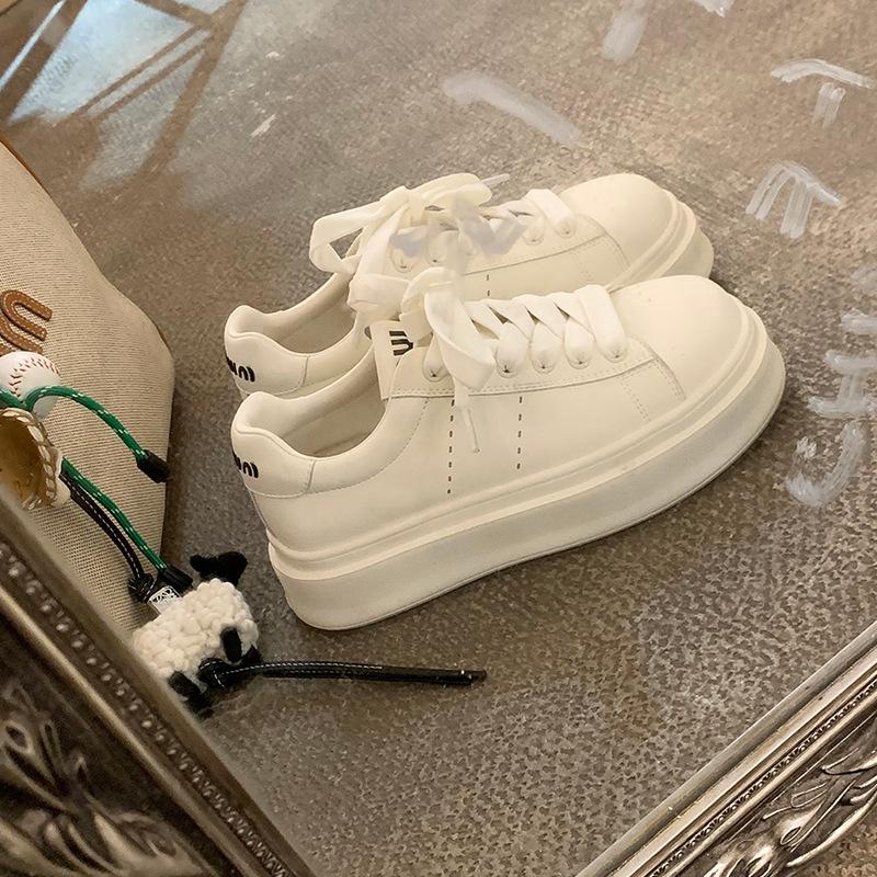 

Grape mother cowhide platform white shoes 2025 new sports and leisure shoes women s white shoes platform shoes board shoes women 34