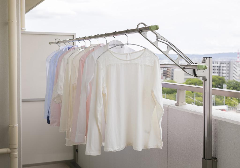 MAWA x Seiei Original Wäscheset mit 10 Stück Dünner Edelstahl-Kleiderbügel Ideal für Wäscheständer, Rund, Silber, (120153) - Haken, Typ, Rutschfest