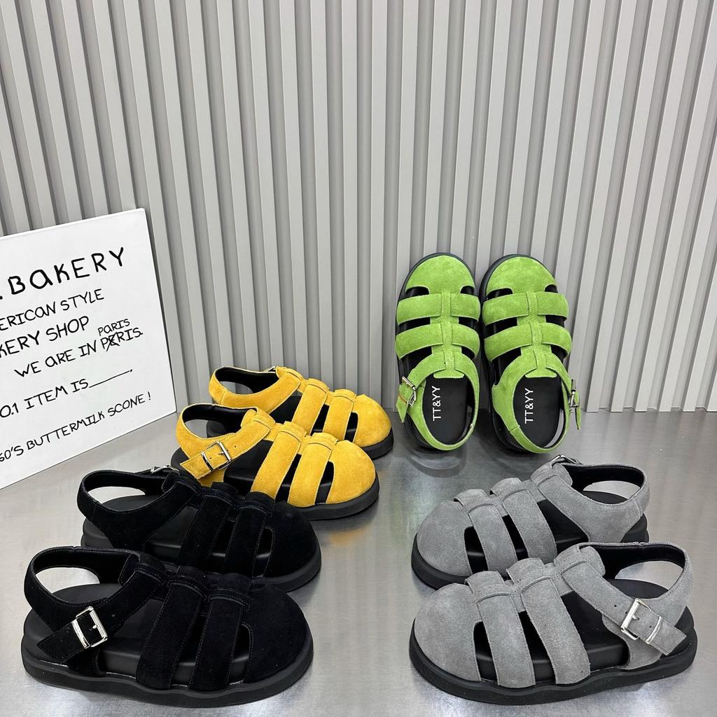 European Thick-soled Bag Head Roman Sandals Women's 2025 Summer New Muffin Bottom Retro Woven Hollow Pig Cage Shoes