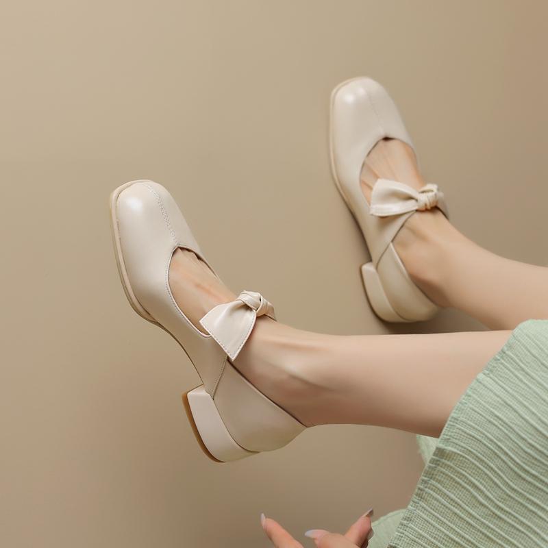 Fashion Women's New Spring and Autumn Round Head Elastic Strap Bow Middle Heel Large Mary Jane Retro Single Shoes