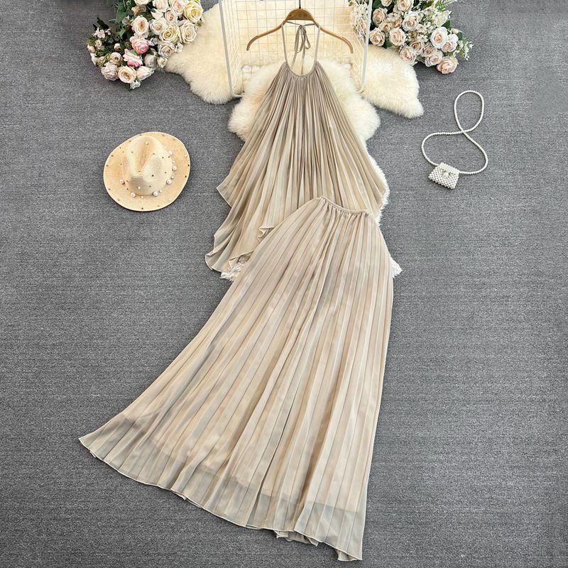 

Холтер Без спины А-силуэт Плиссированный Большой Свинг Модный Костюм Olive green M