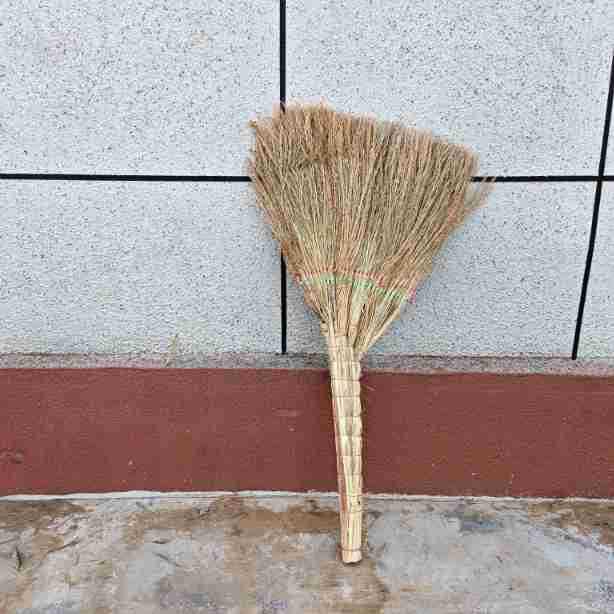 Handmade Red Pith Grass Broom for Indoor Cleaning