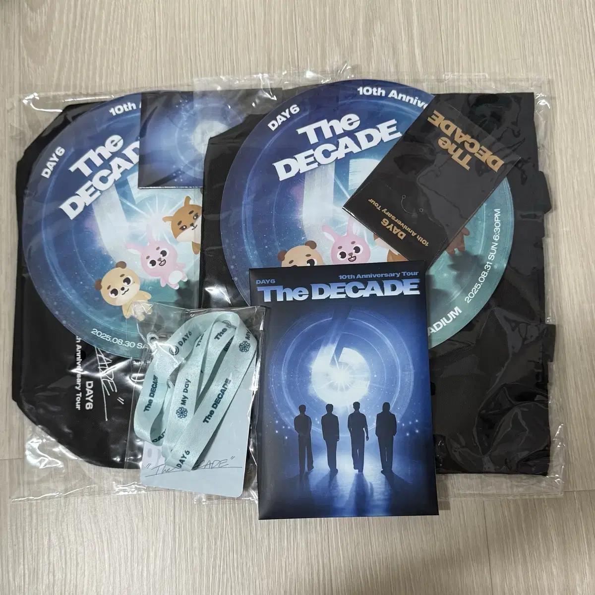 

Day6 Goyang Con Madezone Admission Kit First Con Maccon Photocard Confetti