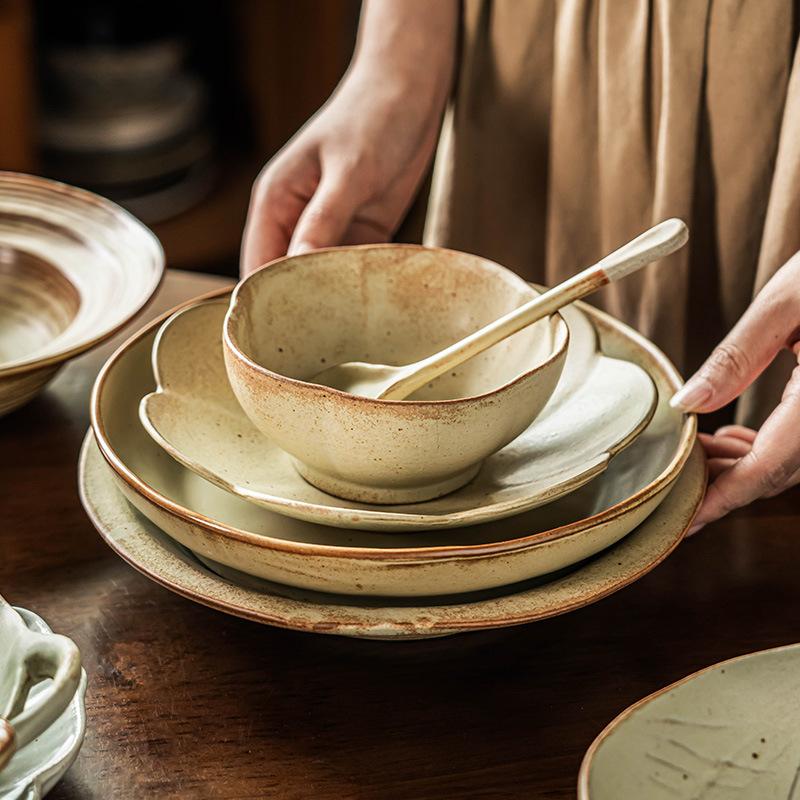 Grobkeramik Geschirrkollektion Tee-Serie Schüsselset Retro Haushalt Große Schüssel Teller Keramikteller