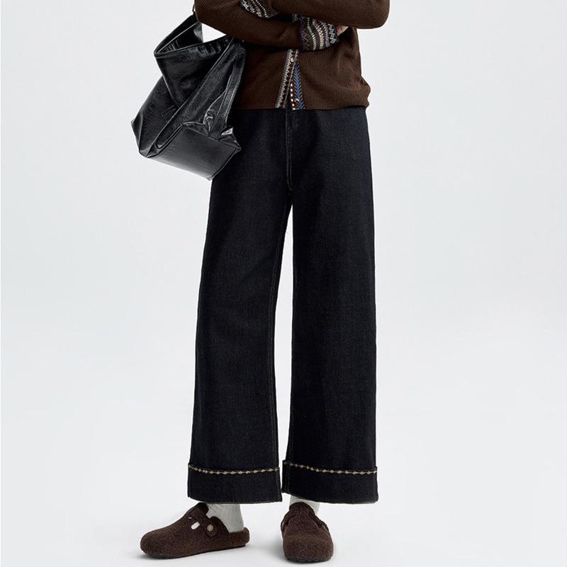 Embroidered Velvet-Lined Slim Fit Denim Pants for Petite Pregnant Women - Autumn/Winter M