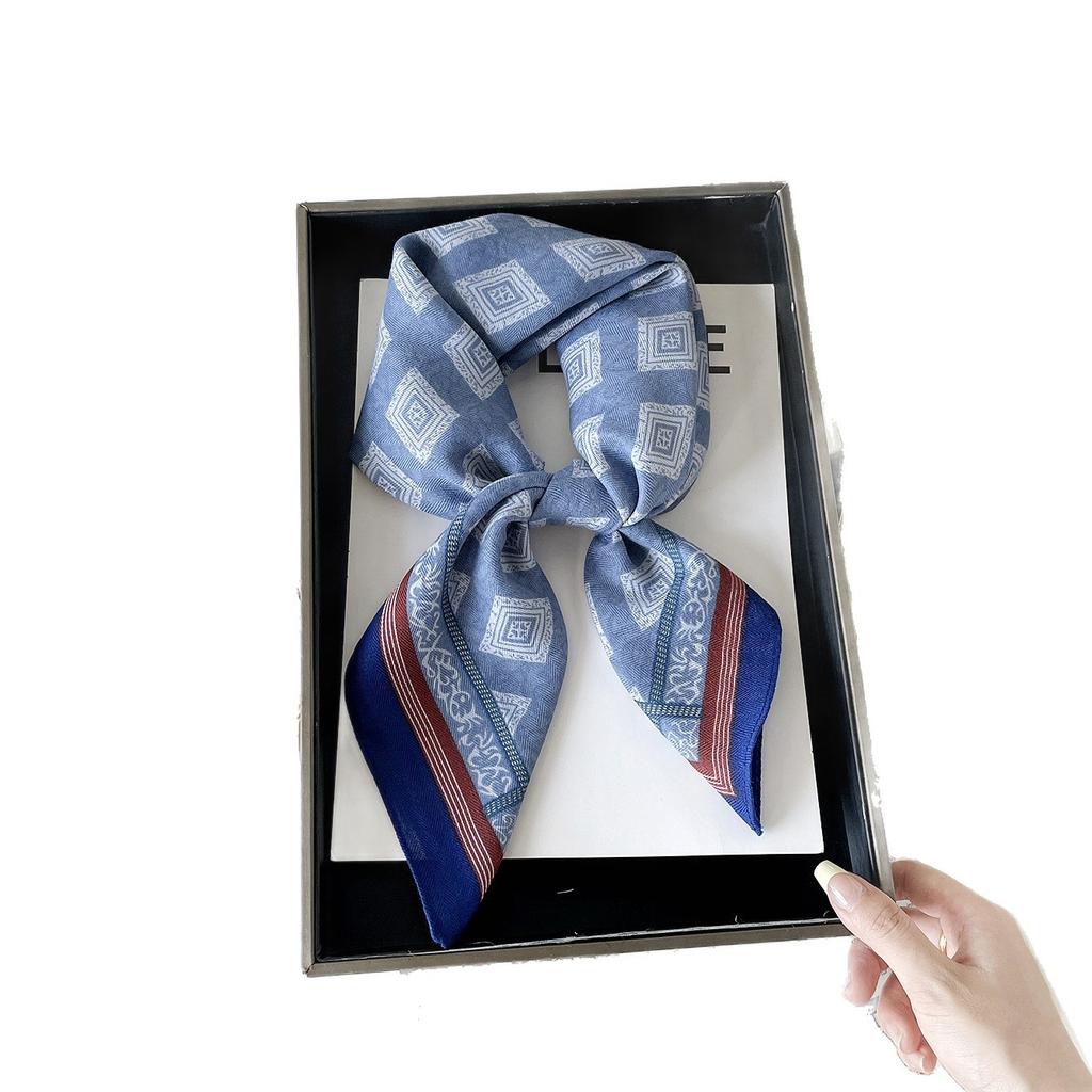 Autumn retro plaid small square scarf silk scarf women's 71 Korean version versatile scarf neck shirt decorative scarf women