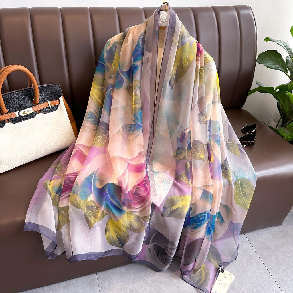 Luxury S Printed Silk Scarf Women'S Sunblock Beach Towel Fashion With A Large Scarf Shawl Bandanna
