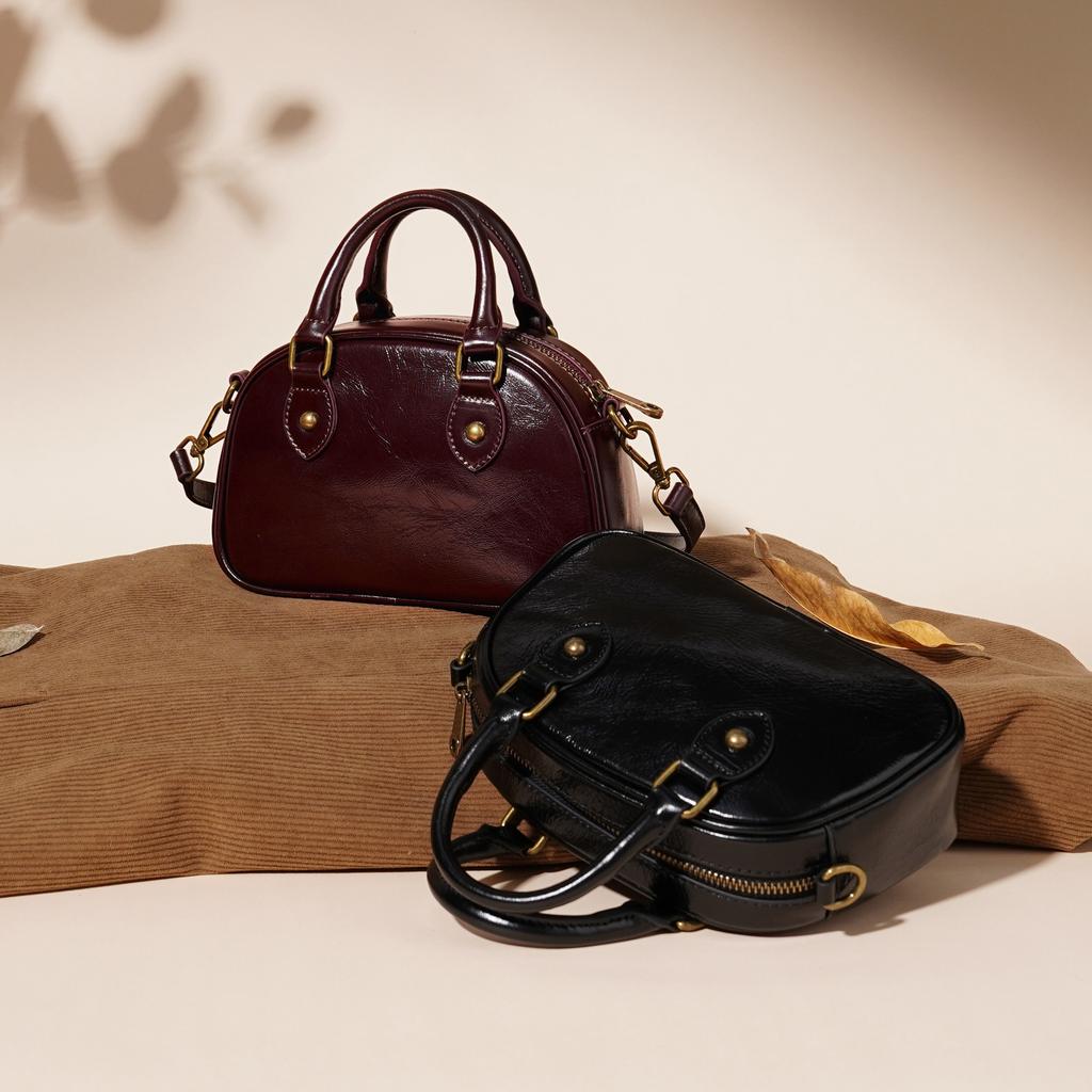 Premium Sense Niche Bowling Bag Women's 2025 New Shoulder Messenger Bag Popular Versatile Handbag