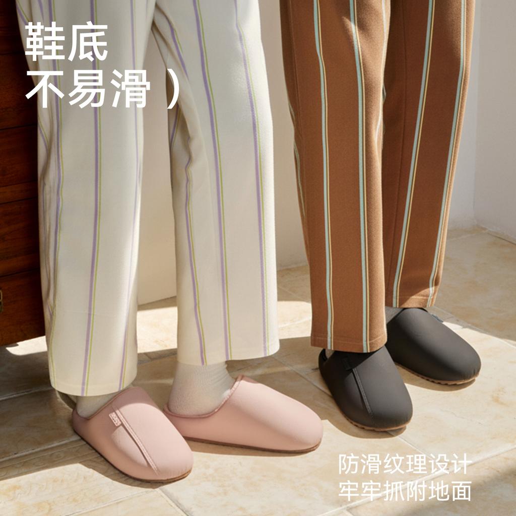 Chinelos de algodão impermeáveis outono e inverno 2025 novos para casa quentes confortáveis antiderrapantes superfície de couro sapatos de algodão antibacterianos