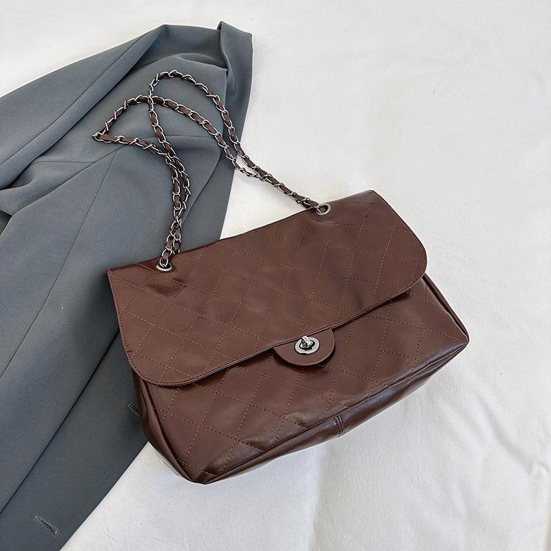 

Сумка большой вместимости женская популярная сумка-тоут в этом году 2025 зима новая модная дорожная на плечо мессенджер большая сумка женская