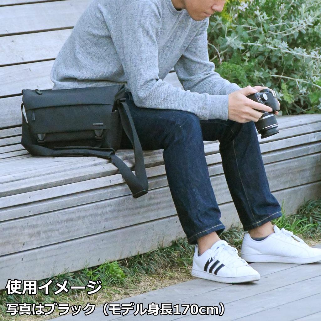 HAKUBA Plus Shell City 04 Messenger Camera Quick Access from the Bag, Medium, Top, Black, SP-CT04-MBMBK