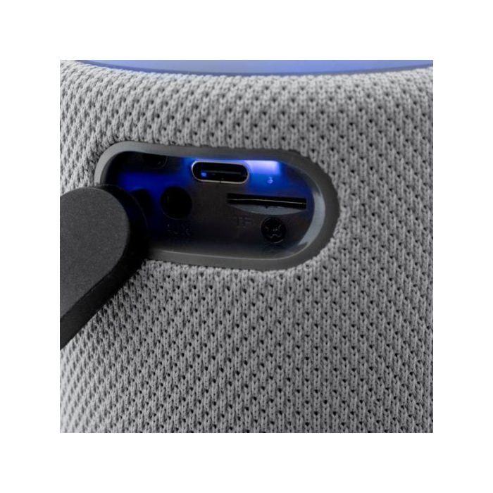 Connectez-vous facilement à vos appareils via Bluetooth v5.3, une entrée auxiliaire ou même des cartes microSD. Sa conception