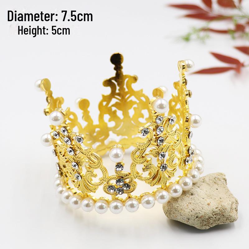 Queen Crown Cake Decoration with Lace, Pearls, and Baby's Breath for Birthdays