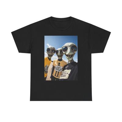 Alien Selfie Roswell Funny T Shirt Graphic Unisex Heavy Cotton Tee Unisex T-Shirt