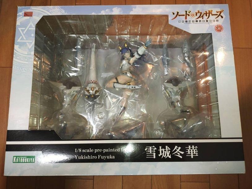 

[USED] Sword & Wizards Emperor of the Sword and the Seven Star Princess Knight Yukishiro Fuyuka Figure