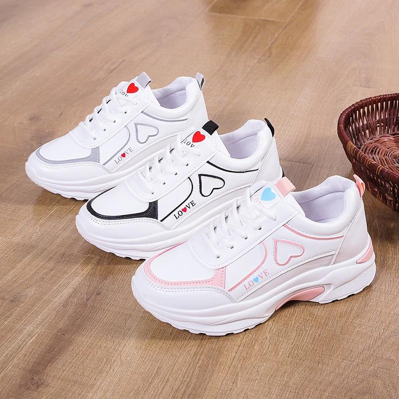 Ανοιξιάτικα/Καλοκαιρινά/Φθινοπωρινά Νέας Φοιτήτριας Αθλητικά Παπούτσια για Γυναίκες Χαμηλό Κόψιμο Παχιά Σόλα Κορεάτικα casual διχτυωτά αναπνέοντα παπούτσια για γυναίκες