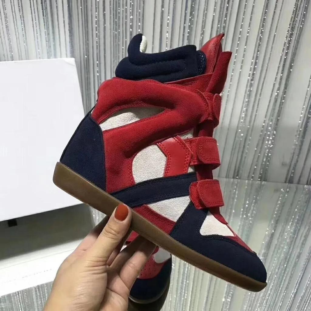 Wewnętrzne buty sportowe i rekreacyjne podwyższające wzrost do pieszych wędrówek z dopasowaniem kolorystycznym, klasyczne i wszechstronne buty w wysokiej wersji