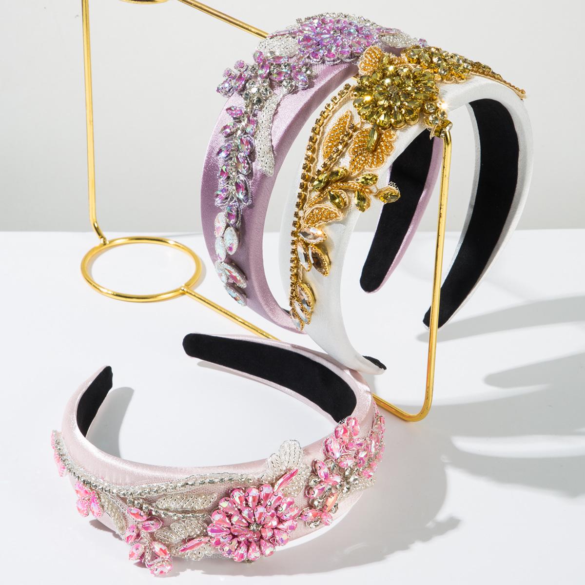 

Baroque Rhinestone Floral Headband: European-American Luxury for Women белый