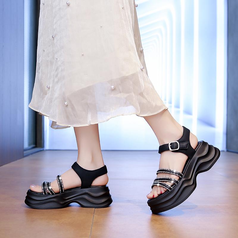 Mode Bestseller Bequeme Weiches Leder Lässige und elegante Sandalen Plateauschuhe 2025 Sommer Blockabsatzsandalen
