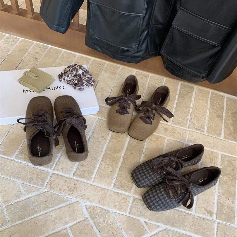 2025 new retro square head strap casual style low heel small single shoes spring and autumn French retro versatile women's shoes