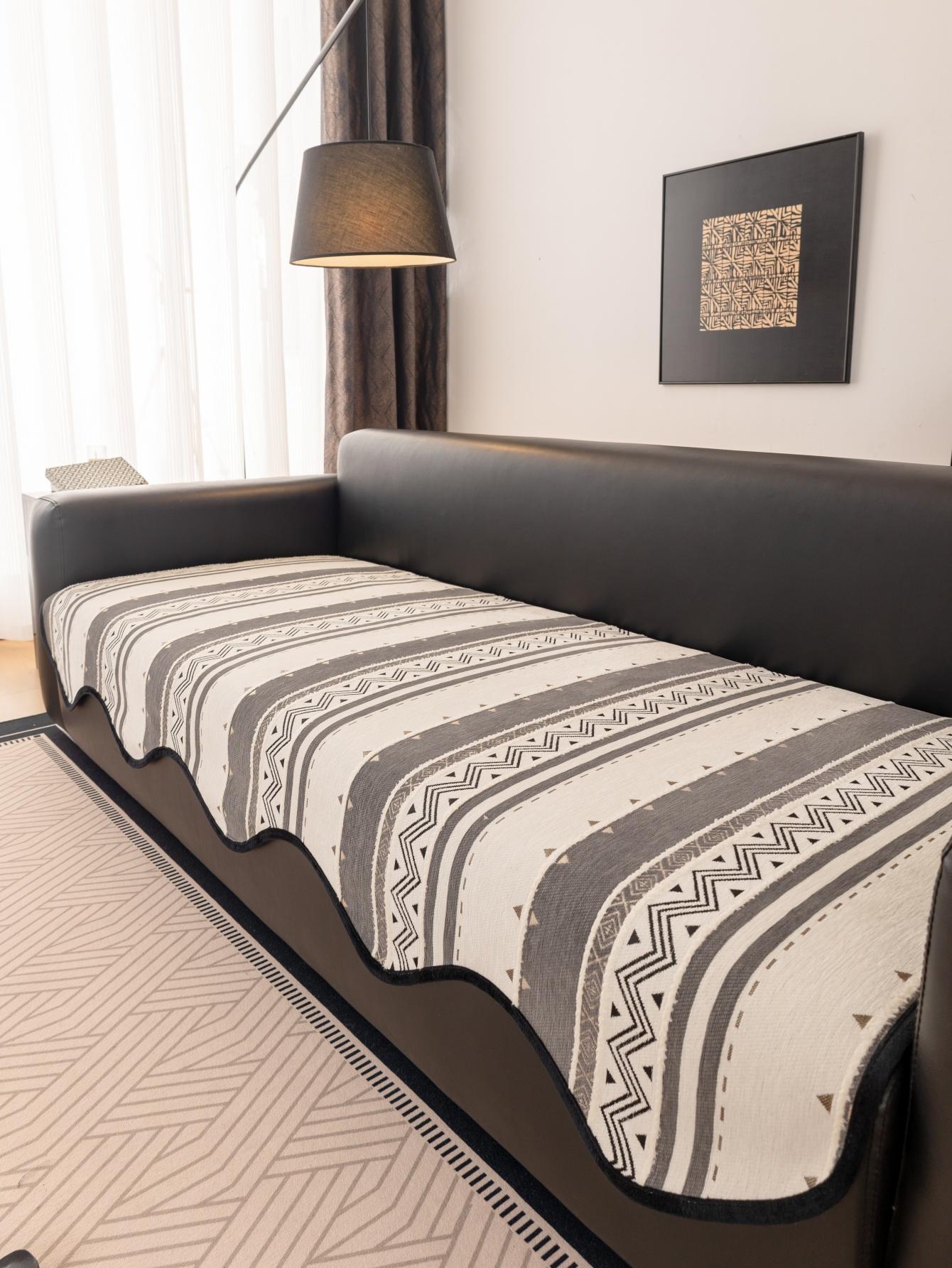 

Бохо Полосатый Жаккардовый Шенилл Чехол на Подушку для Дивана Гостиная Уникальная Форма Нескользящий Чехол-Полотенце для Дивана Подушка для Сиденья Защита Все Сезоны 90x120cm светло-серый