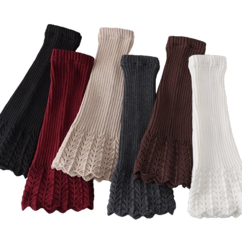 Ladies Autumn and Winter Retro Hollow Thin Tail Micro Horn Wool Calf Pile Stocking