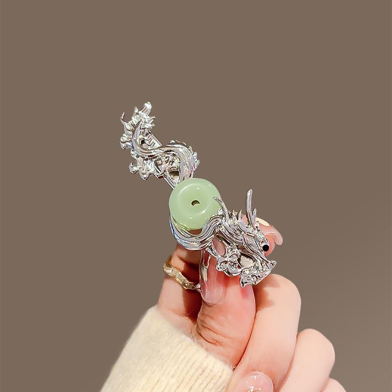 Natal year dragon-shaped hairpin fashion temperament duck bill clip Guochao retro design side hair accessories