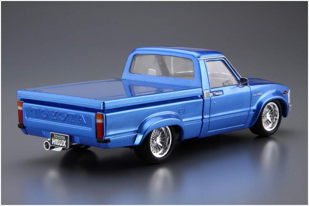 Aoshima Bunka Kyozai The Tuned Car Series 30 Toyota RN30 Hilux Custom 1978 Plastic Model Co., Ltd. (AOSHIMA) 1/24 No.