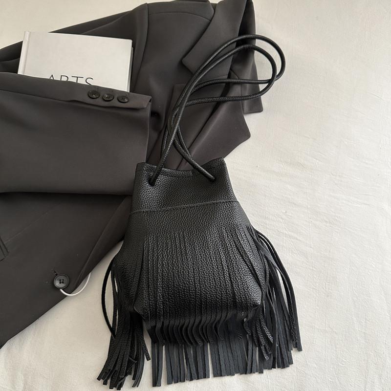 Tassel Phone Bag With Magnetic Closure For Daily Casual Wear