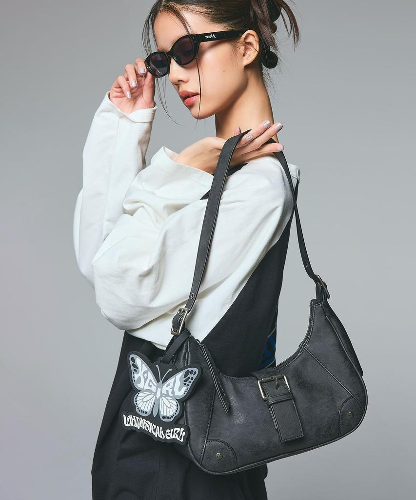Distressed Faux Leather Belt Handbag DISTRESSED FAUX LEATHER BELT HAND BAG 105253053001 BLACK ONE SIZE