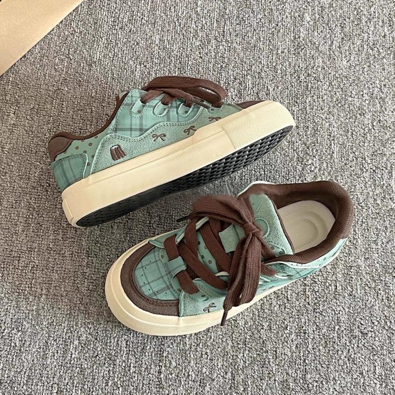 

Повседневная обувь для женщин Новая осенняя обувь на толстой подошве для женщин Универсальная обувь для ходьбы и спорта Удобные повседневные кроссовки 40 зелёный