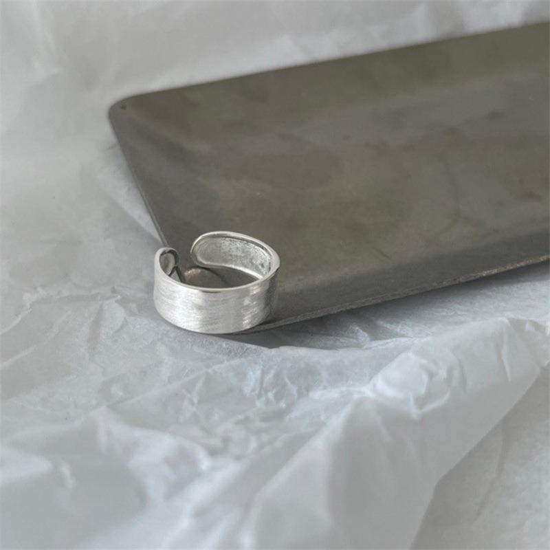 Anello Semplice Retrò Industria Pesante Argento Sterling 925 da Donna Senso di Alta Gamma Lusso Leggero Coreano Ins Vento Freddo Design di Nicchia Gioielleria
