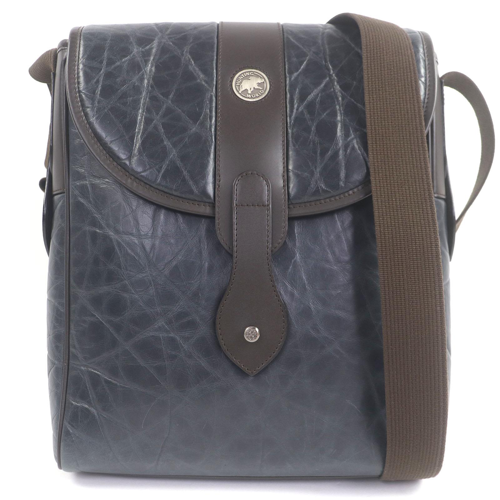 

Very Good HUNTING WORLD Shoulder Bag Metal logo Navy Battling cross mens Used