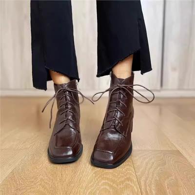 Britische Leder Schnür-Stiefeletten mit hohem Absatz Damen 2025 Herbst und Winter neue vielseitige eckige Spitze dicker Absatz dünne kurze Stiefel