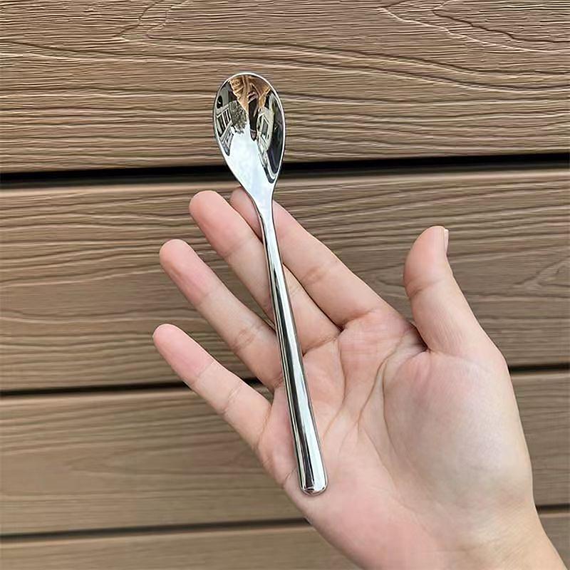 Nerezové kulaté lžíce Síťka Červená Zlatá Večeře Dlouhá rukojeť Míchací Dezertní lžíce Na Kuchyňské Doplňky Gadgets