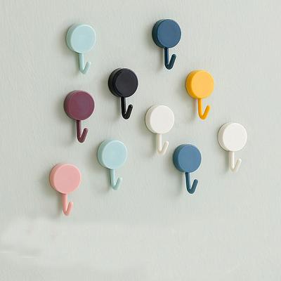 Hot Selliing Kitchen Decorative Circular Hook Wall Hanging 5PCS No Punching Solid Color Small Hook Hook Cute Adhesive