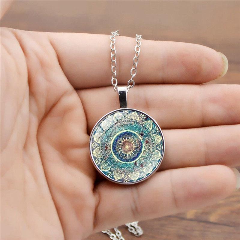 Mandala Yoga Zeit Edelstein Halskette Mode Glas Anhänger Halskette Europäischer und Amerikanischer Schmuck