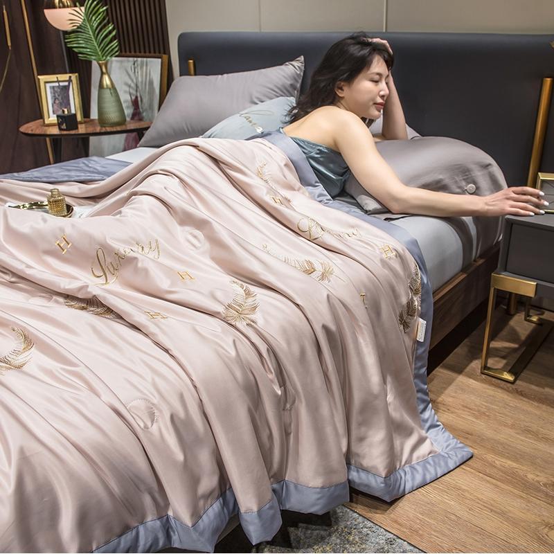 Summer Ice Silk Quilt Thin Section Air Conditioning Blanket Single Double Queen Size Bedding Set With Pillowcase